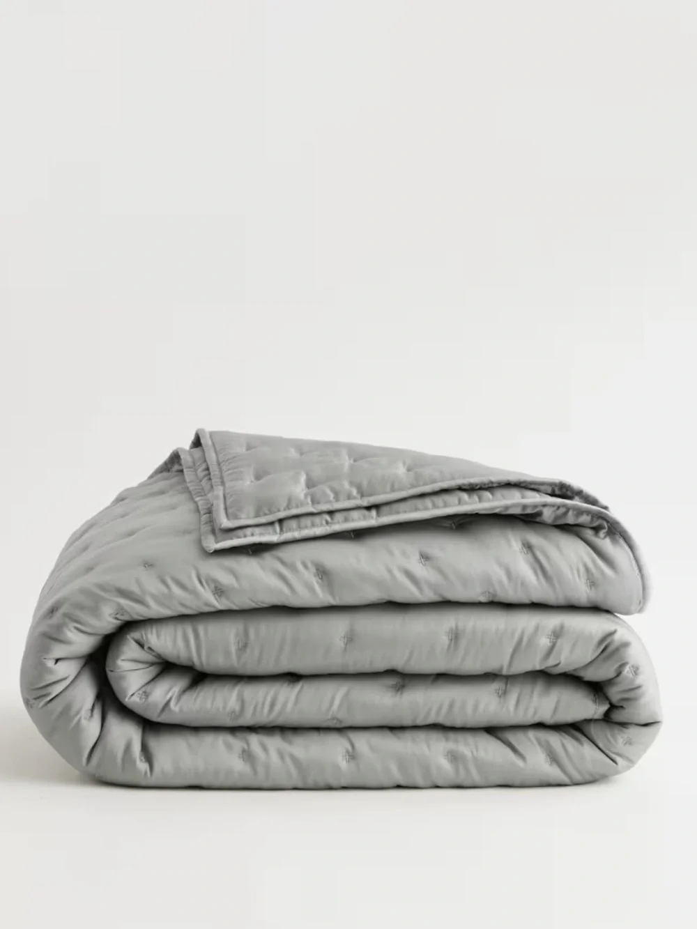 NWT QUINCE Organic Bamboo Dream Quilt Eucalyptus King/ Cal King 9908
